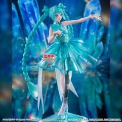 Hatsune Miku Banpresto Evolve Clearluxe - Hatsune Miku EmeraldGem Figure -JumpIchiban Shop HatsuneMikuBanprestoEvolveClearluxe HatsuneMikuEmeraldGemFigure 3